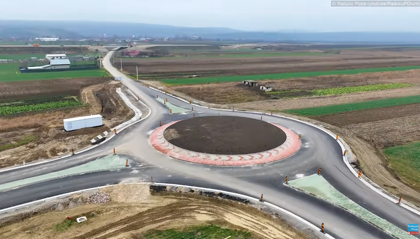 Screenshot from 2025-12-18 18-58-46.png